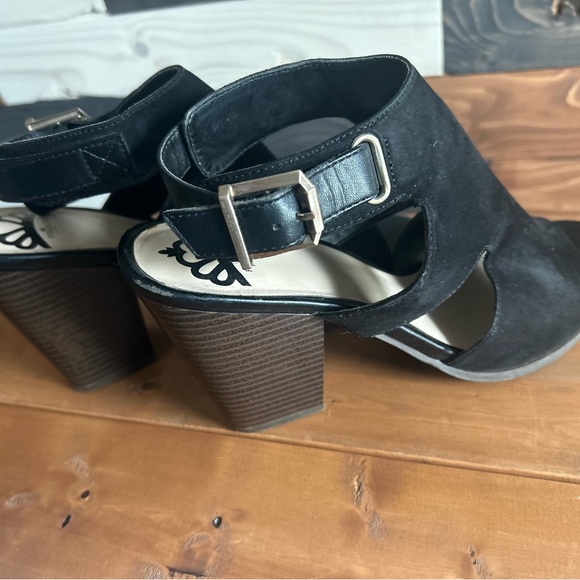 High heels sandals Fergalicious - Picture 6 of 6